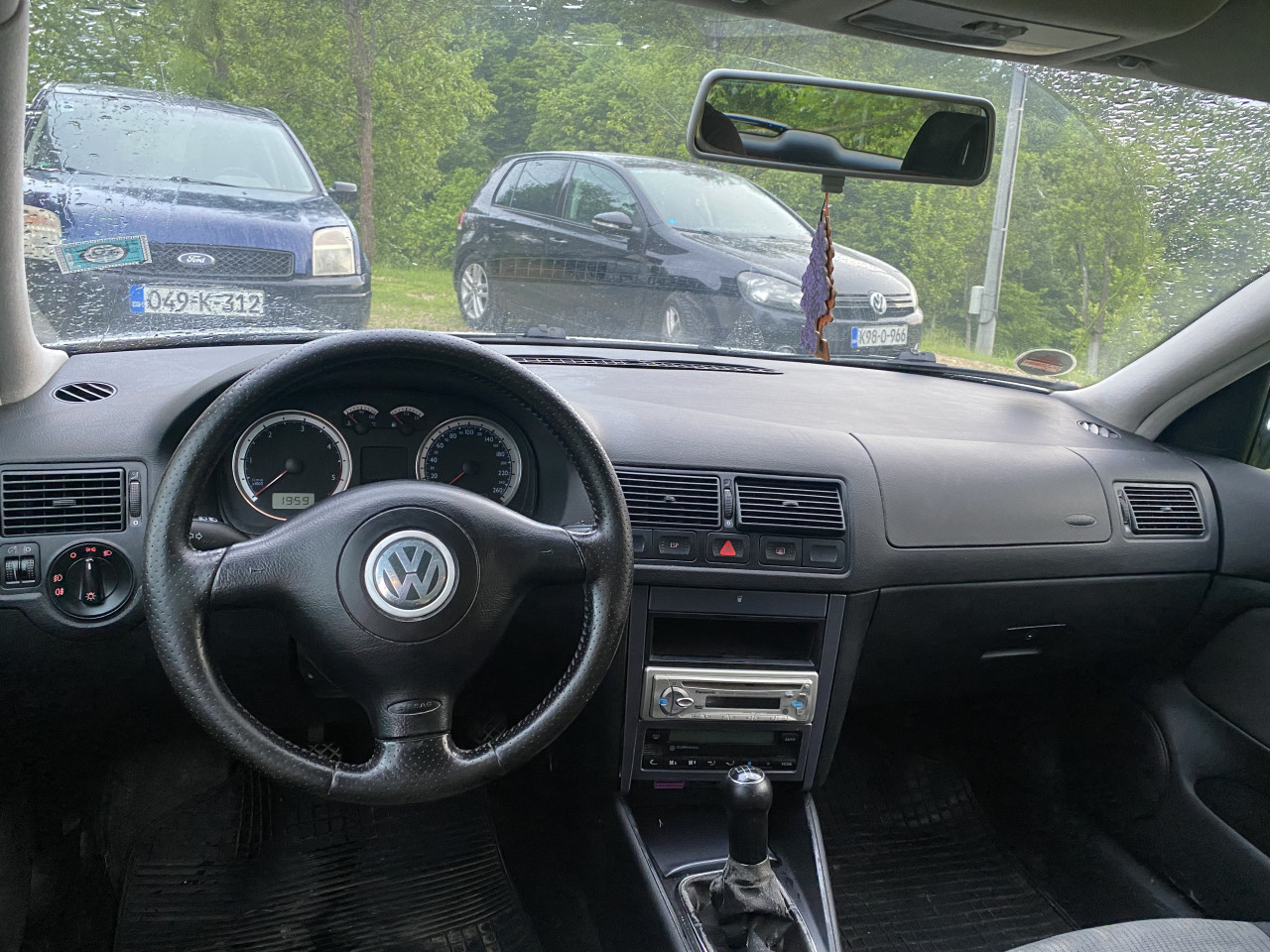 vw-golf-4-1-9-tdi-74kw-2003-pacific-stranac-automobili-u