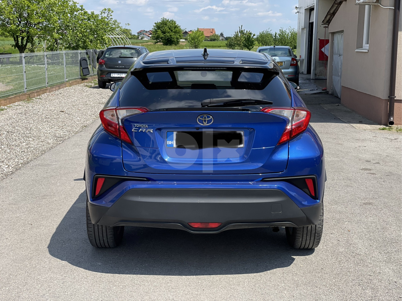 toyota-c-hr-1-8-hybrid-automobili-olx-ba