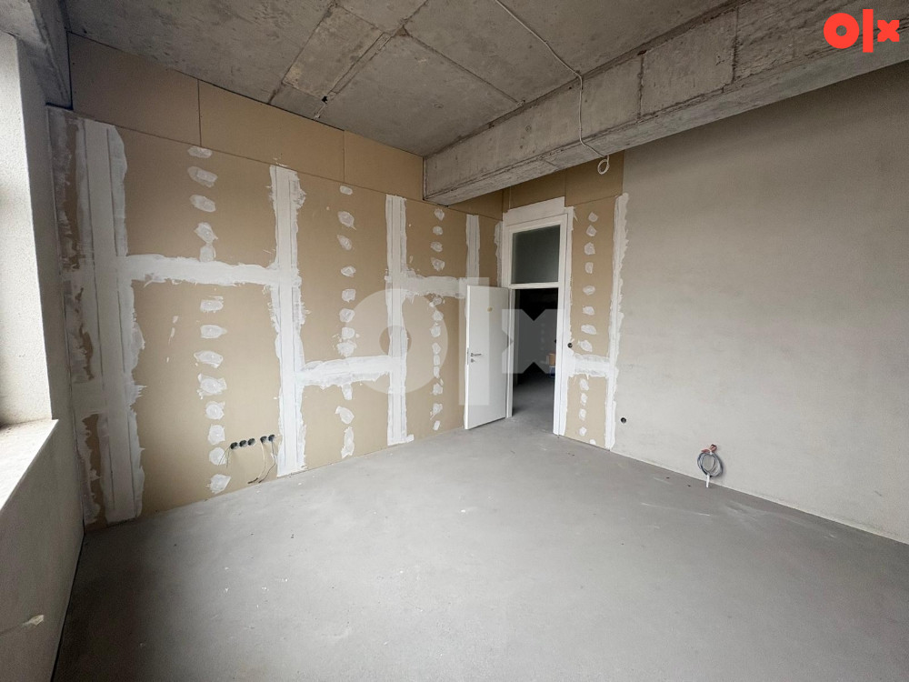 Stan 140m2 Tesanj- Jelah/ Poslovni 19