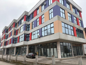 Stan 140m2 Tesanj- Jelah/ Poslovni photo 3