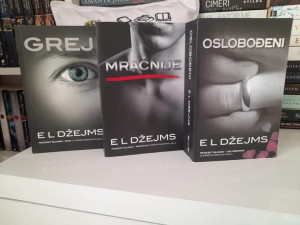E L. Dzejms Grej Mracnije Oslobodjeni