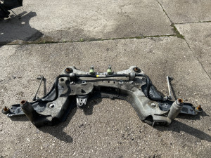 Most prednji Renault Megane 2011