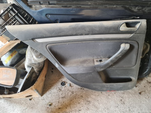 Zadnji lijevi tapacirung VW GOLF 5 tapacirunzi desni