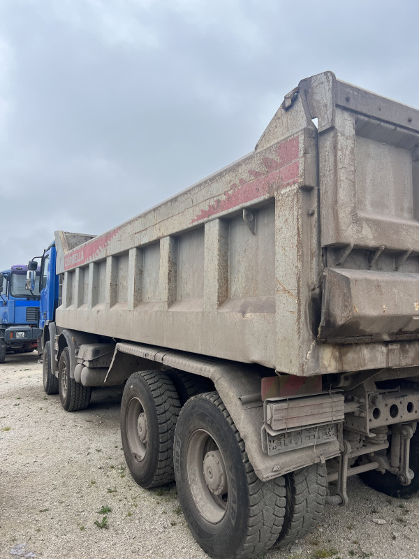 Actros kiper 4454 dijelovi