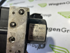 ABS modul b Toyota Yaris (fotografija 2)