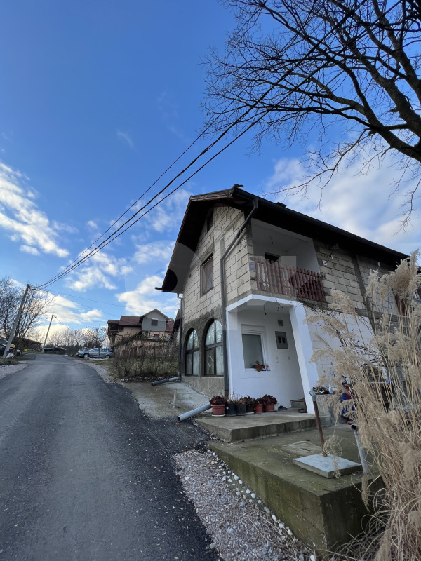 Kuća na prodaju / kuća u Tuzli 165 m2 / kuća Tuzla - Kuće - OLX.ba