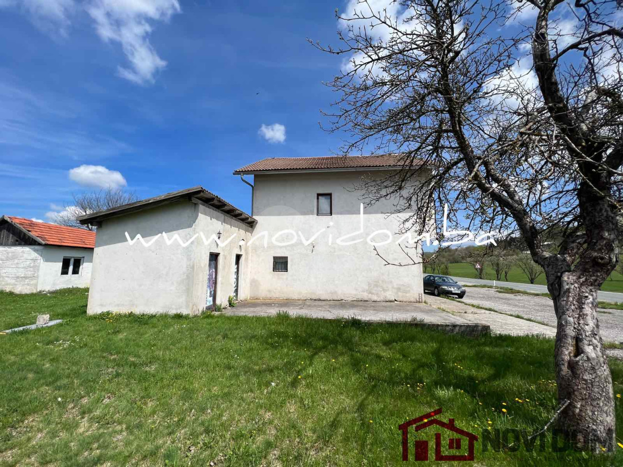 SNIŽENA CIJENA - Stamb. - posl. objekat - M-5 - B. PETROVAC 3