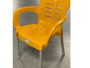 Stolica Hilal H006