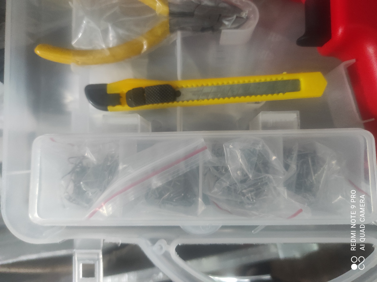 VARILICA PLASTIKE PISTOLJ ZA VARENJE PLASTIKE SPAJANJE