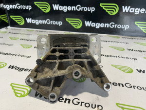 Nosac motora Ford Mondeo (fotografija 1)