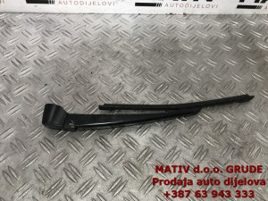 Nosač BRISAČA ZADNJI Mercedes C klasa w205 karavan 2015