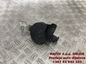 SVIRENA sirena Mercedes C klasa w205 2015