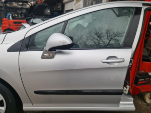 Prednja lijeva vrata PEŽO PEUGEOT 308 brava kvaka steka