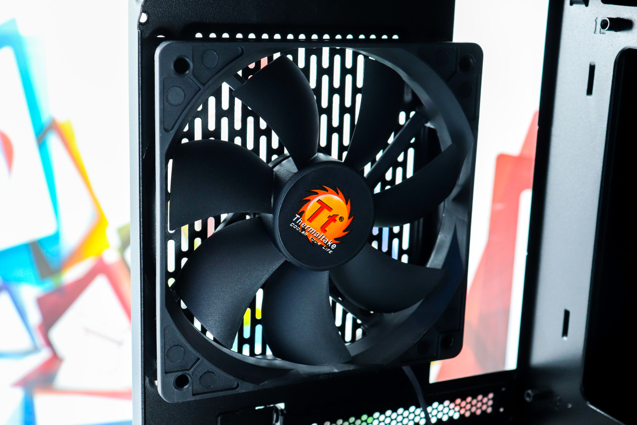 Kućište ThermalTake Versa H18 RGB MIDI tower DOPER