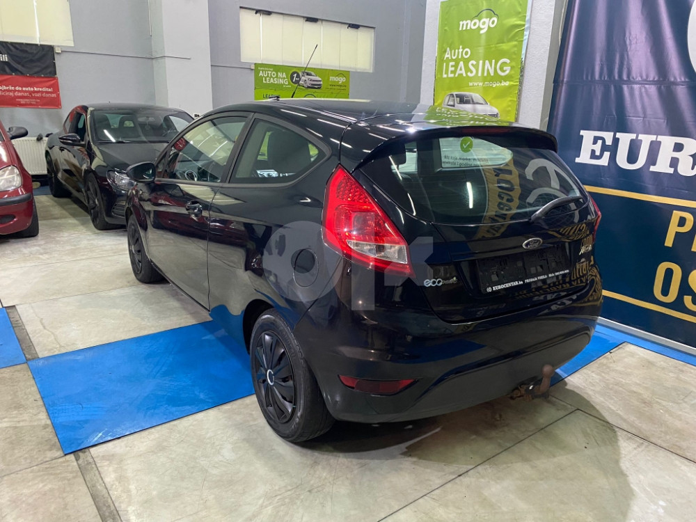 FORD FIESTA 1.6 TDCI, 2011 GOD, VOLAN S KOMANDAMA