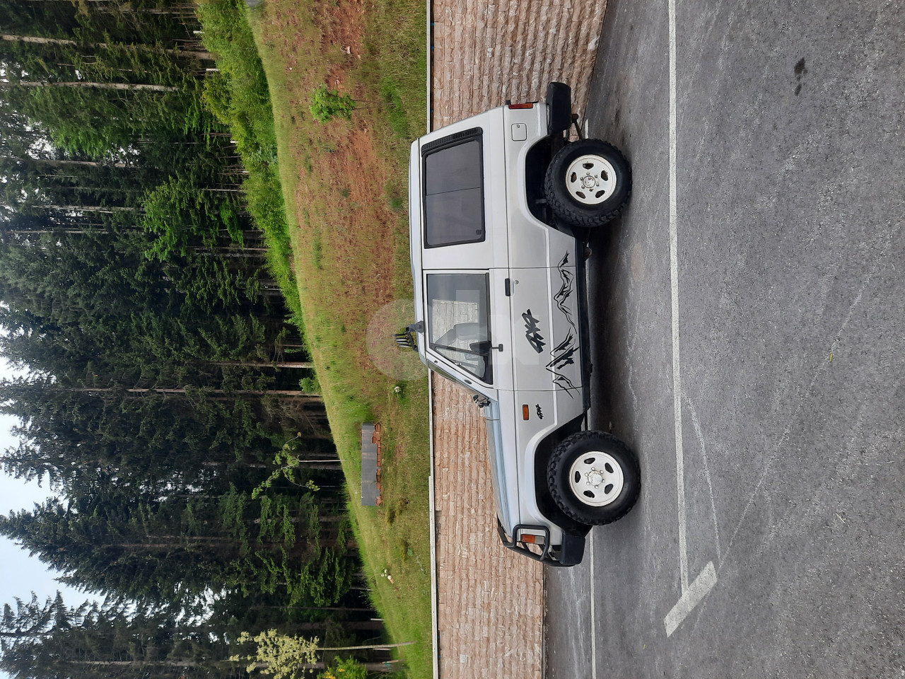 Mitsubishi Pajero 1987