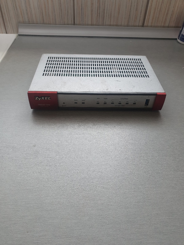 ZyXEL usg20 vpn switch