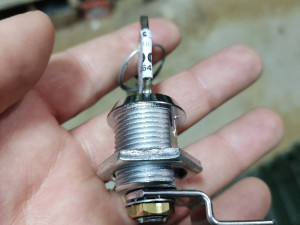 BRAVICA BRAVA ZA SANDUČIĆ H-45-47MM JEZIČAK 36MM 7462
