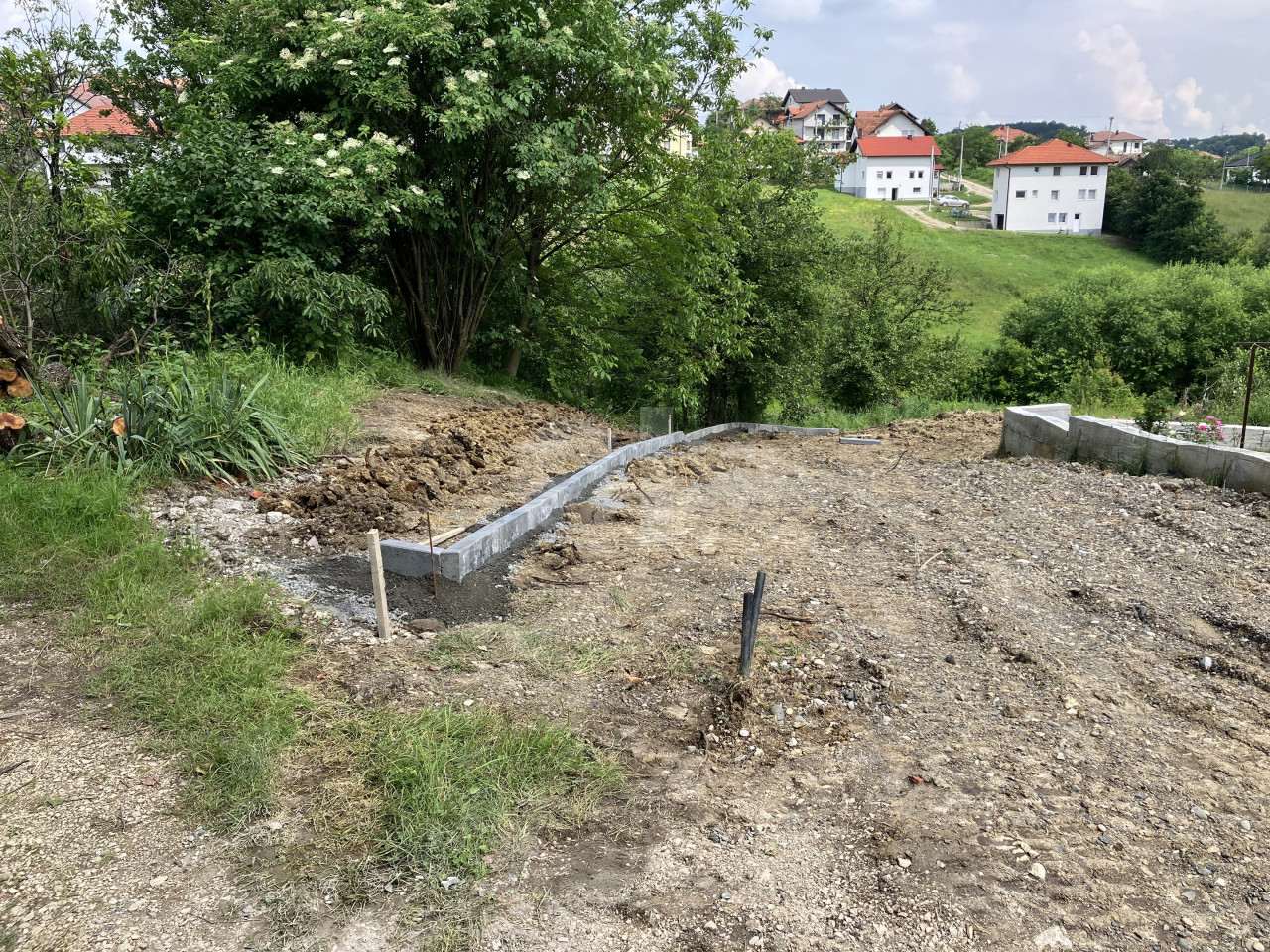 Zemljište CENTAR AKCIJA ! Gradačac 1000m2 Placevi 2