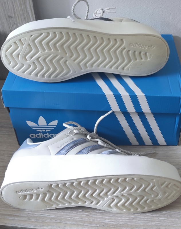 adidas gazelle silver green womens Adidas Originals Women's Sneakers Superstar EG4958
