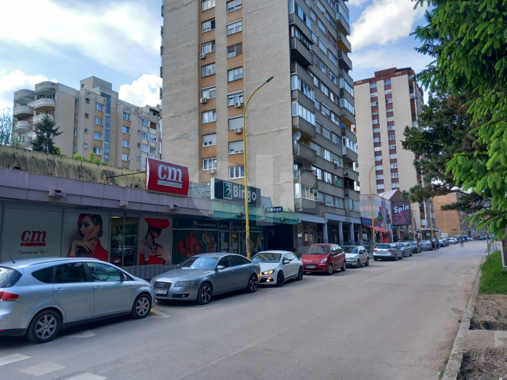 Novouredjen stan 63 m2 na Slatini, Tuzla.