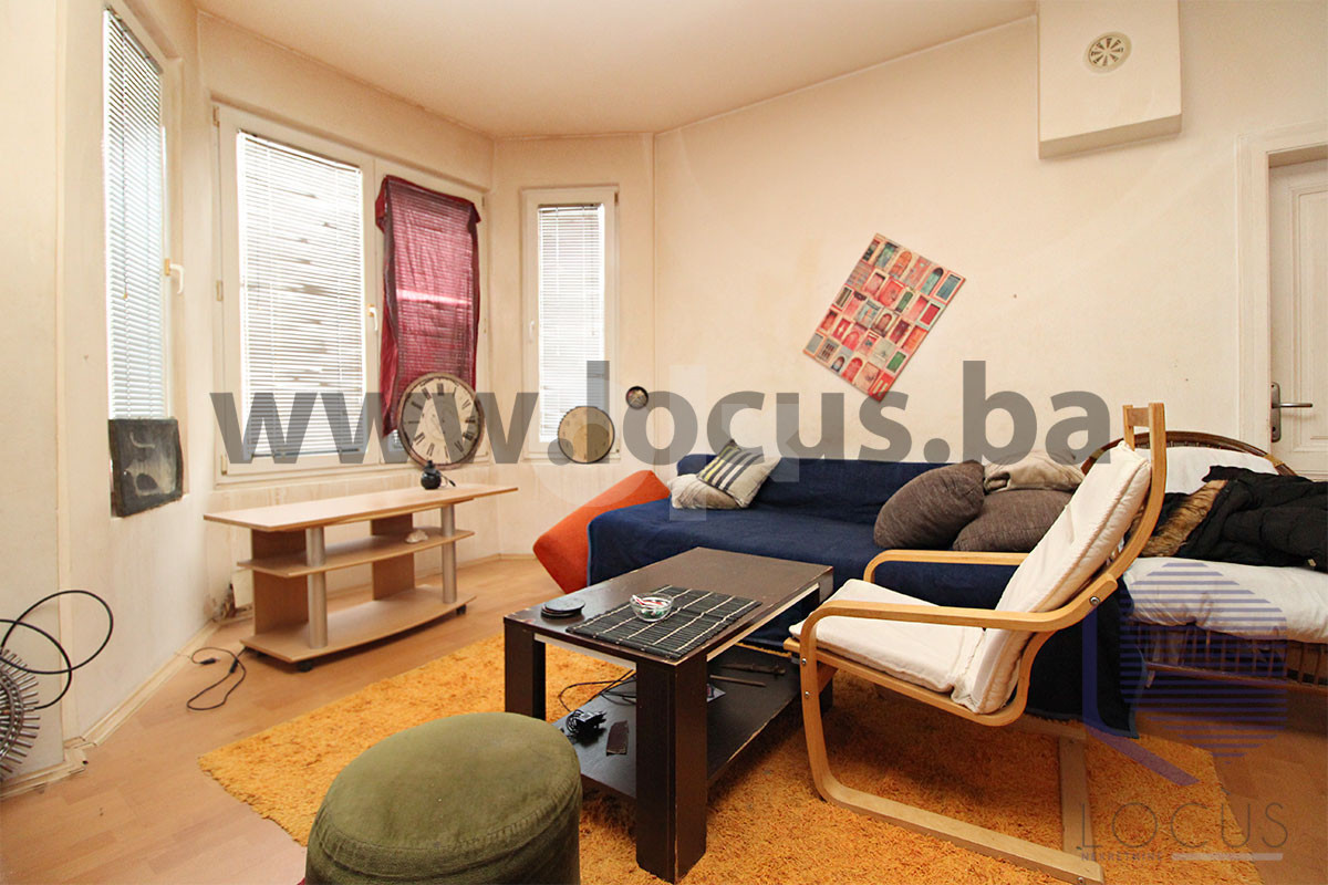 LOCUS: Kuća na atraktivnoj lokaciji, Bjelave, Centar 10