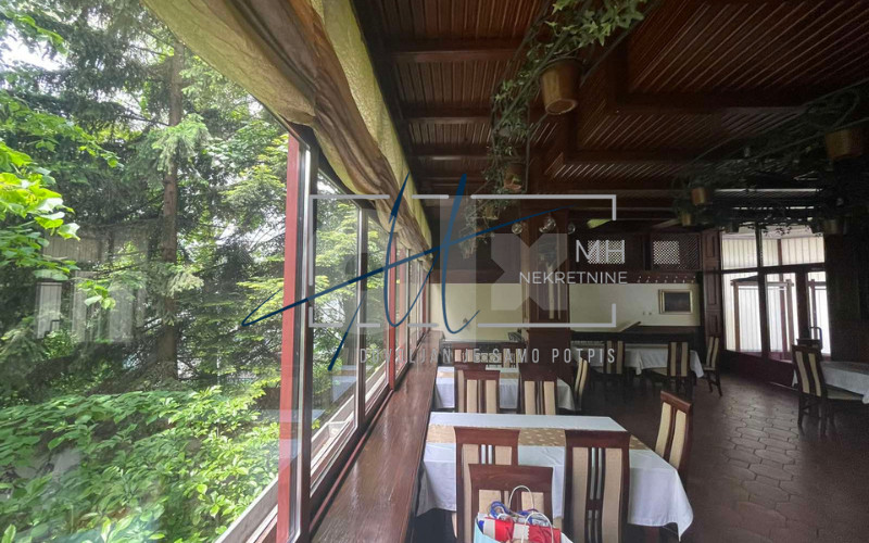 Višnjik | Kuća 1200m2 | Ulica Himzarina 14