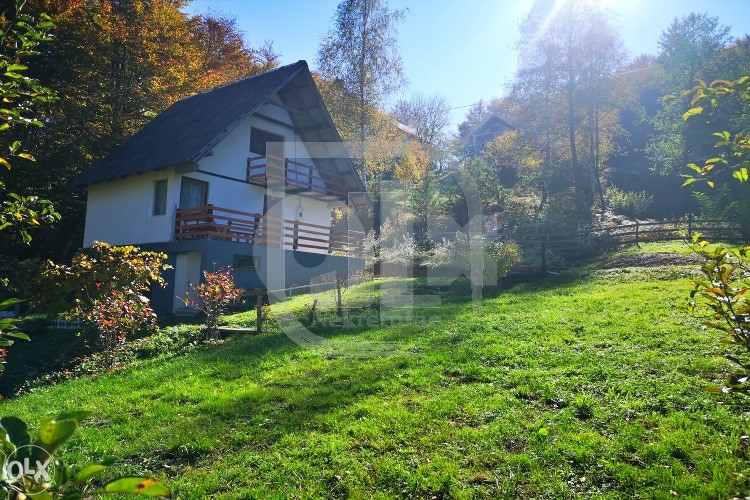 Vikendica sa zemljištem, Kobiljača 2