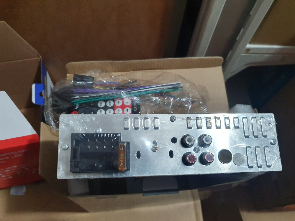 Radio za Kamione 24v sa usb stik