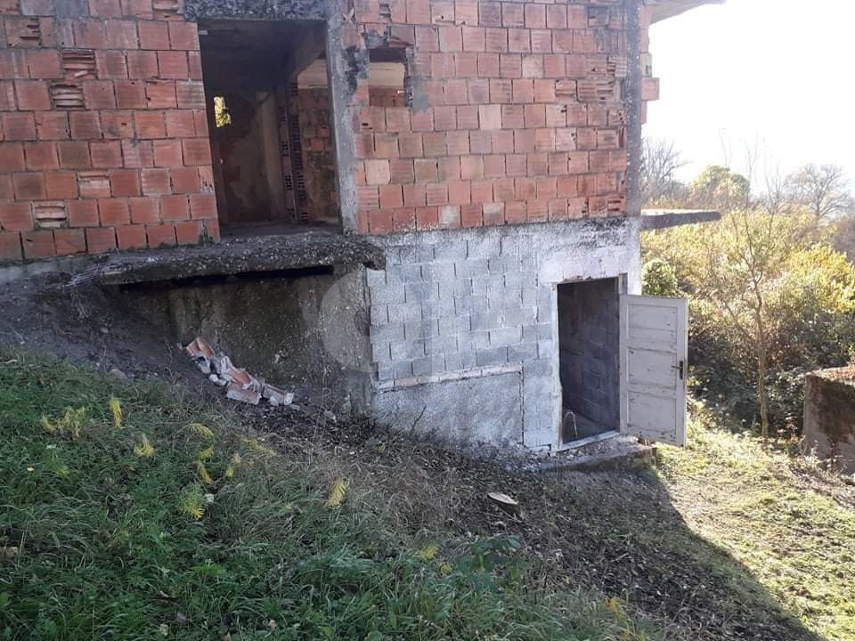 Kuća Foča dvije devastirane kuće 1500 kvadrata zemljedd