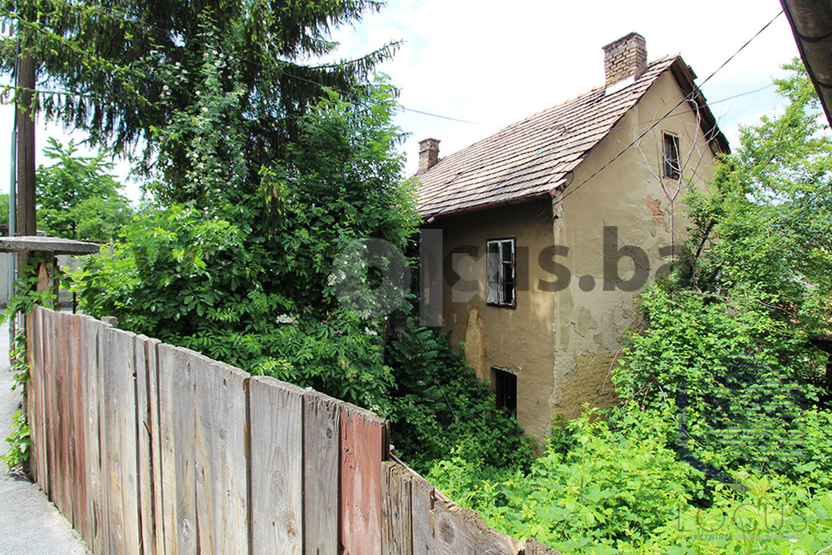 LOCUS: Investicija!! Ruševna kuća u naselju Alifakovac photo 5