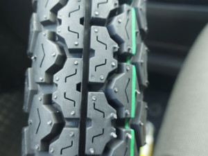 Guma 3.00 17 Za Motor Motocikl Duro Japan Nova