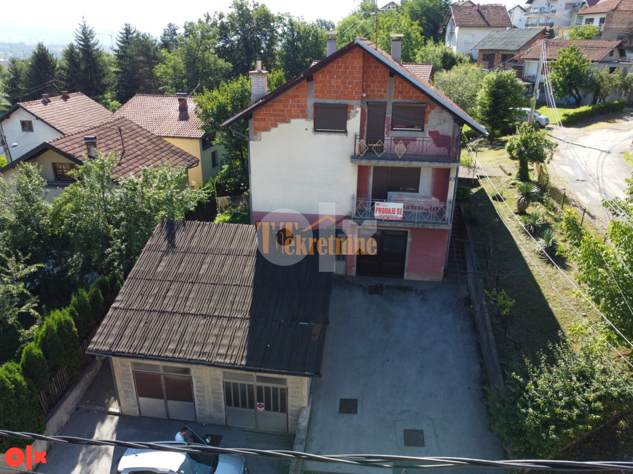 Stambeno poslovni objekat (kuća) 300 m2 - Lauš