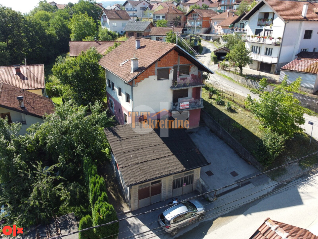 Stambeno poslovni objekat (kuća) 300 m2 - Lauš 2