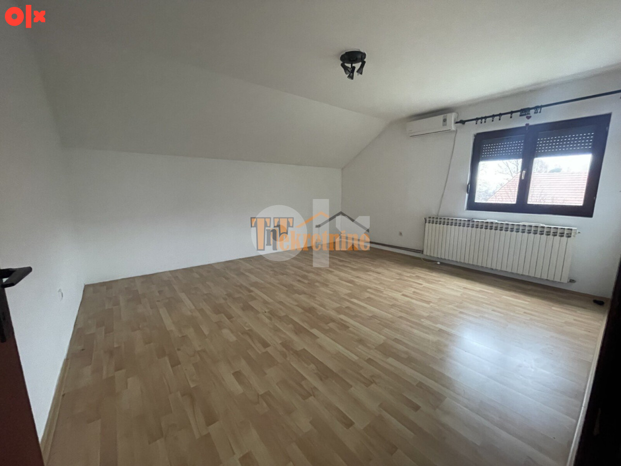 Stambeno poslovni objekat (kuća) 300 m2 - Lauš 8