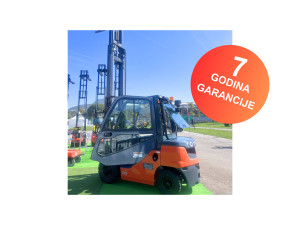 Viljuškari / viličari NOVO TOYOTA 2,5t / 5 metara- NA STANJU