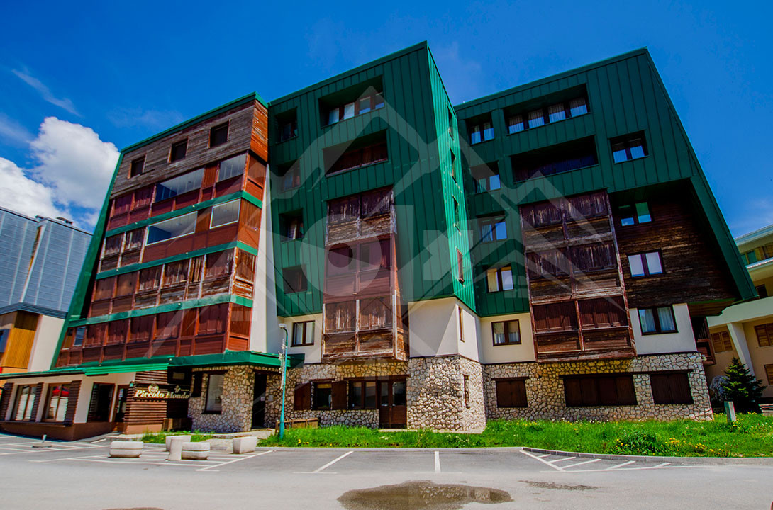 AKCIJA - Namješten dvosoban apartman 45 m2, Bjelašnica 17