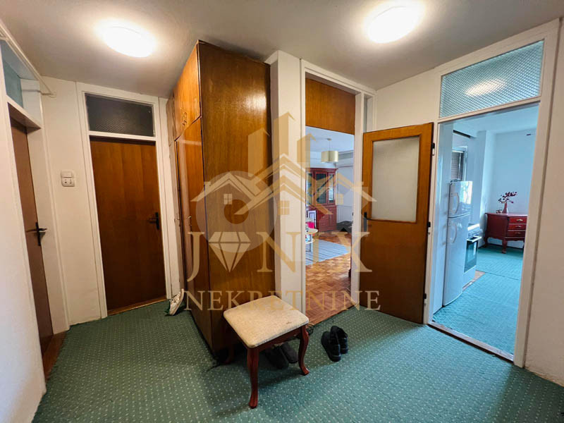 Najam trosoban stan Borik Banja Luka 70m2 8