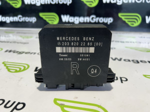 Elektronika vrata zadnja desna Mercedes W203