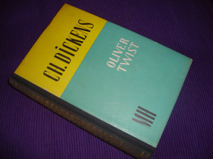 Oliver Twist (Tvist) - Charles Dickens