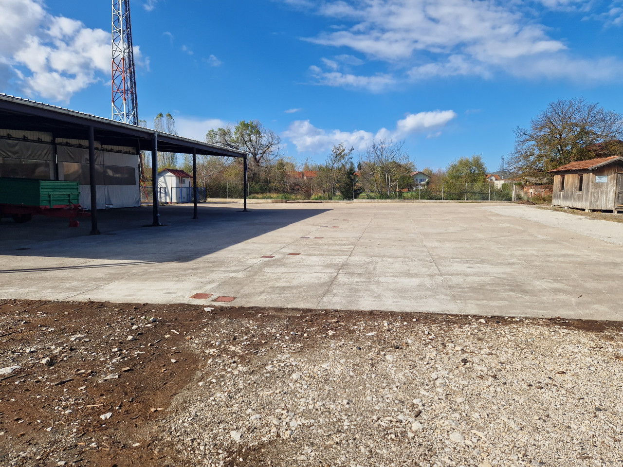 PILANA / BRENTA / MAŠINE ZA DRVO / IZDAJEM PILANU 2