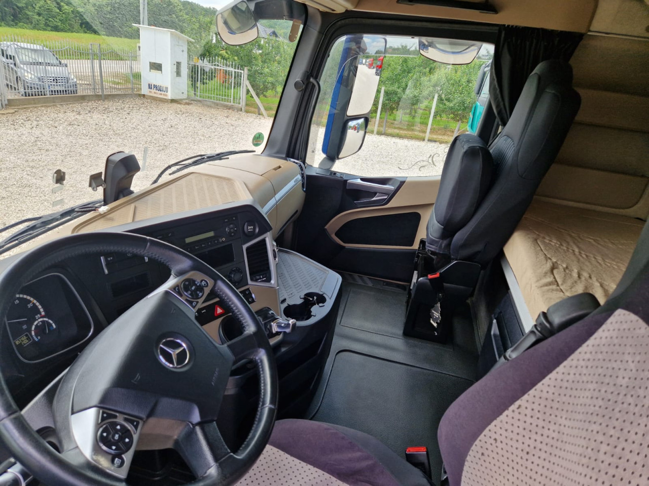 KAMION MERCEDES ACTROS 1845 OPREMA STYLELINE