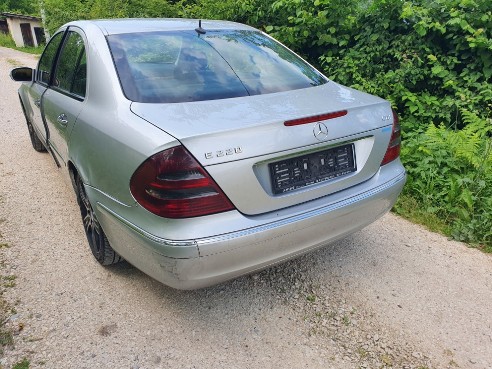 Mercedes E klasa w211 2.2 cdi automat dijelovi djelovi