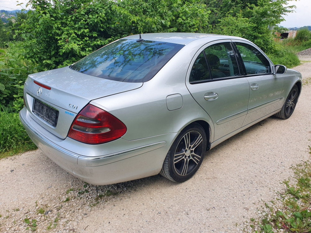 Mercedes E klasa w211 2.2 cdi automat dijelovi djelovi