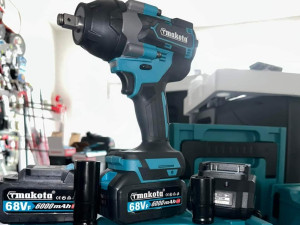 AKU ODVIJAC VELIKI 100 % BAKAR MAKOTA GERMANY MODEL 68 V 6000AH