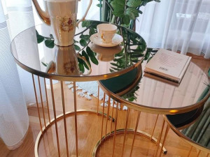 Metalni stol sa staklom 3/1