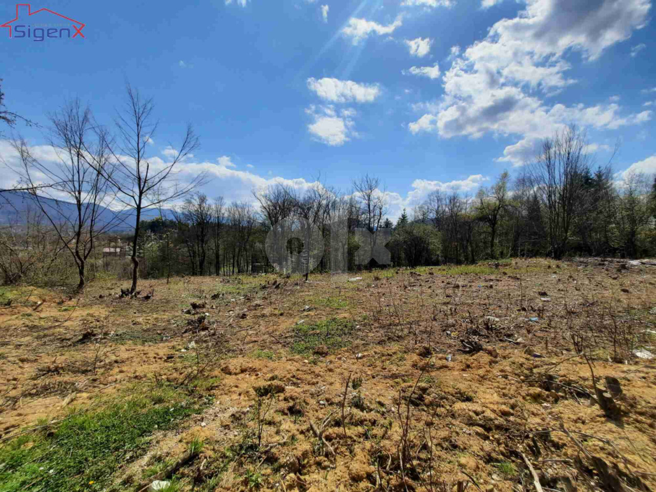 SIGENX prodaje zemljište/ Rakovica/ 5000m2 9