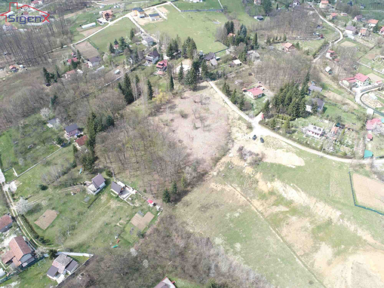SIGENX prodaje zemljište/ Rakovica/ 5000m2 24