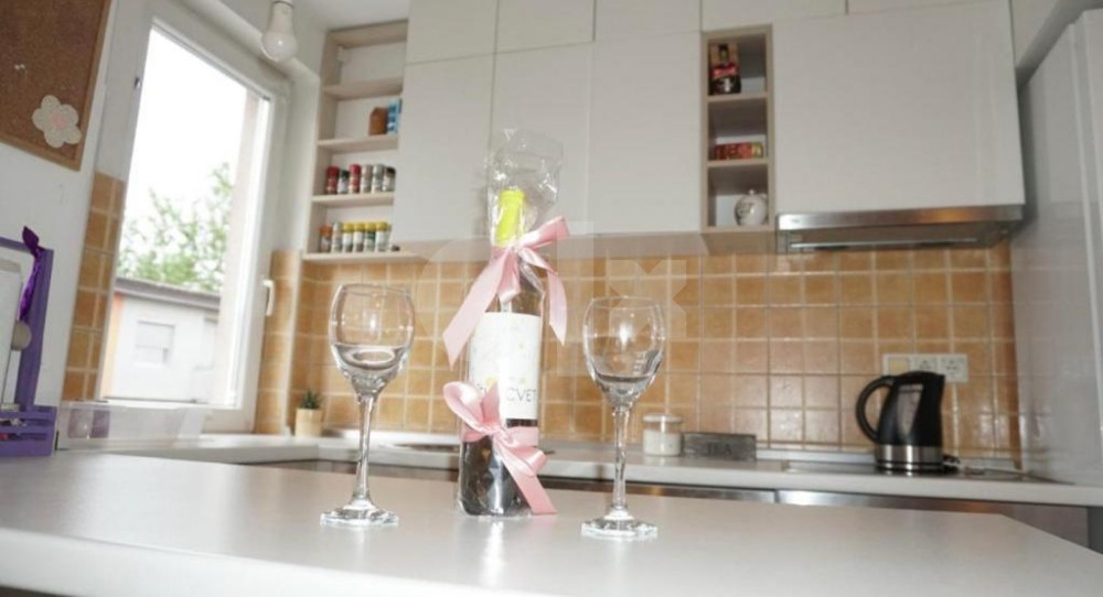 Stan na dan STROGI CENTAR BRČKO 066 171 148 8