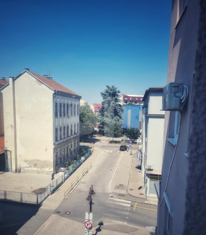 Stan na dan STROGI CENTAR BRČKO 066 171 148 13